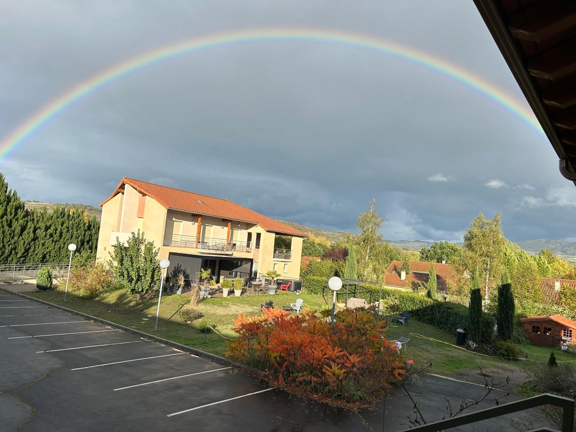 Abel Hotel Langeac ภายนอก รูปภาพ