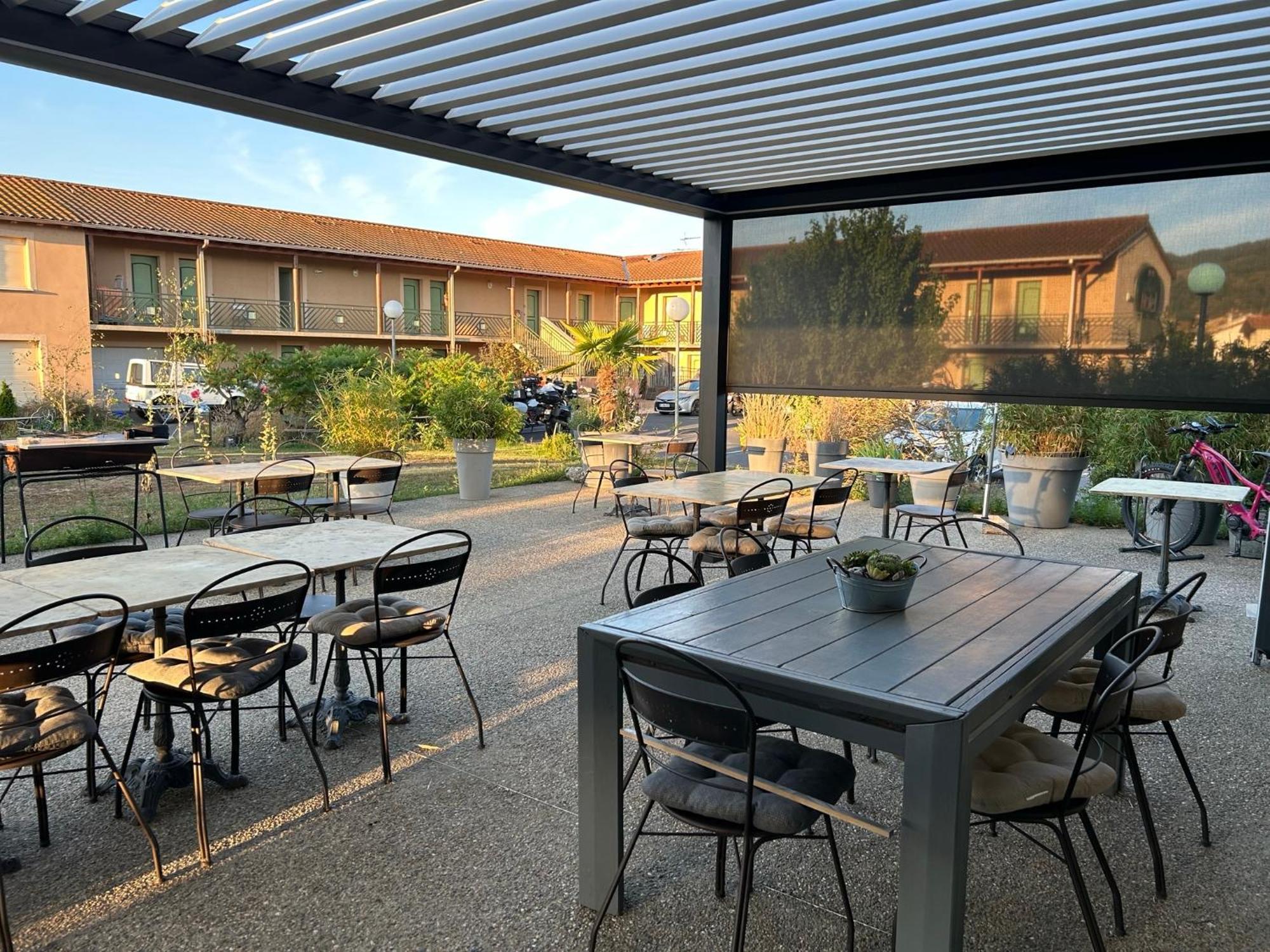 Abel Hotel Langeac ภายนอก รูปภาพ